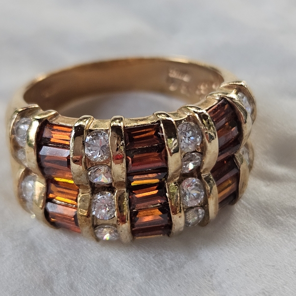 925 Sterling Silver Jewelry - Elegant Gold and Brown Ring